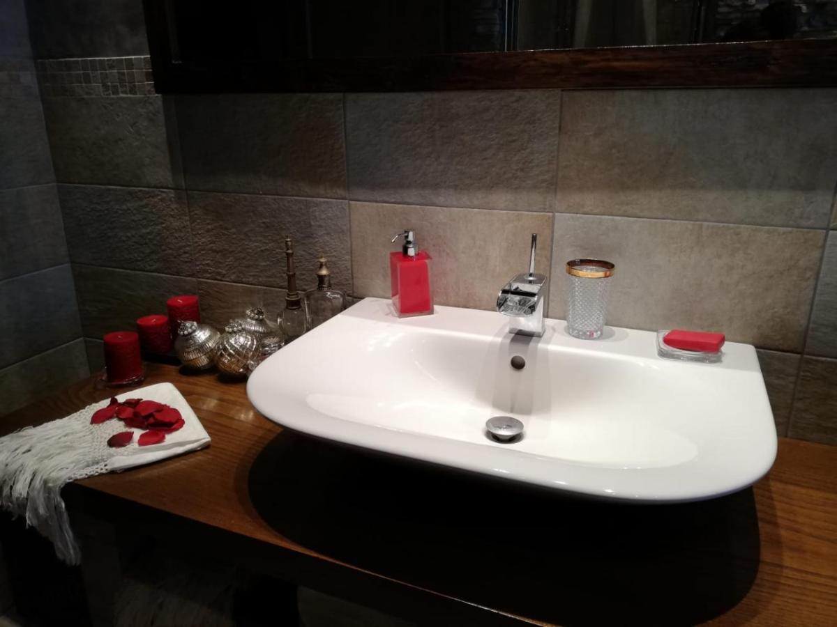 Agriturismo La Lampada Di Atena Vetralla Kültér fotó