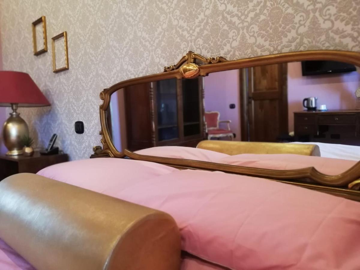 Agriturismo La Lampada Di Atena Vetralla Kültér fotó